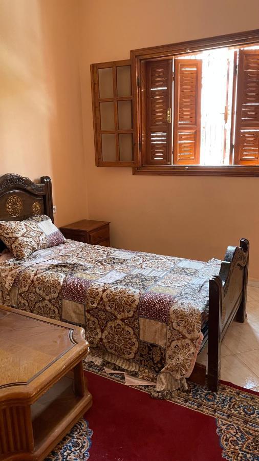 Maison De Ville Agreable Avec Un Patio Marocain Ouarzazate Exterior photo
